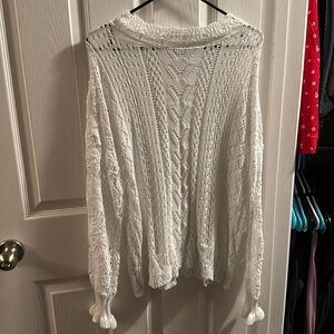 White knit longsleeve top
